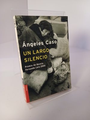 Portada de Un largo silencio