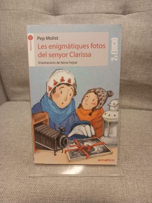 Portada de Les Enigmàtiques fotos del senyor Clarissa