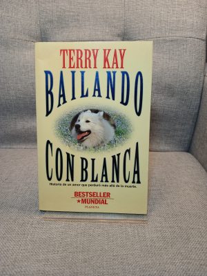 Bailando con el Perro Blanco