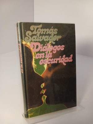 Portada de Diálogos en la oscuridad