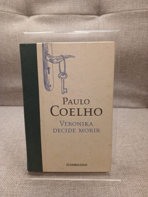 Portada de Veronika decide morir