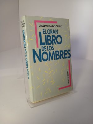 Portada de El gran libro de los nombres
