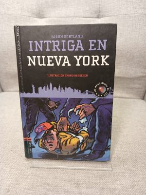 Portada de Intriga en Nueva York