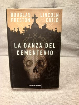 Portada de La Danza del cementerio