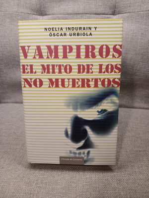 Portada de Vampiros el mito de los no muertos