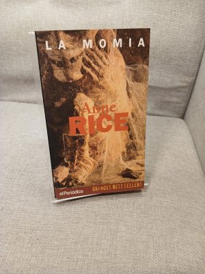Portada de La momia (o Ramsés el maldito)