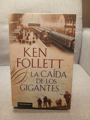 Portada de La caída de los gigantes