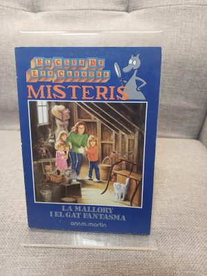 Portada de La Mallory i el gat fantasma
