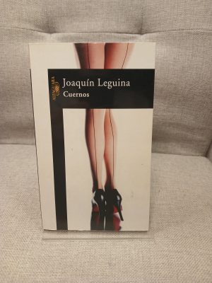 Portada de Cuernos