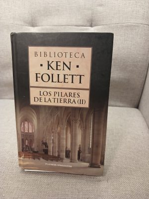 Portada de Los pilares de la tierra II
